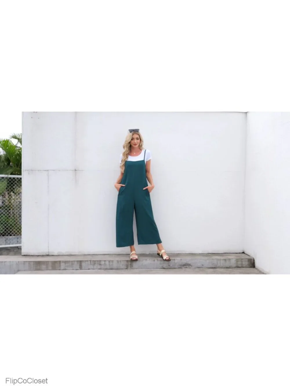 Women's Loose Fit Wide Leg Cropped Overalls Jumpsuit with Pockets Boho Summer